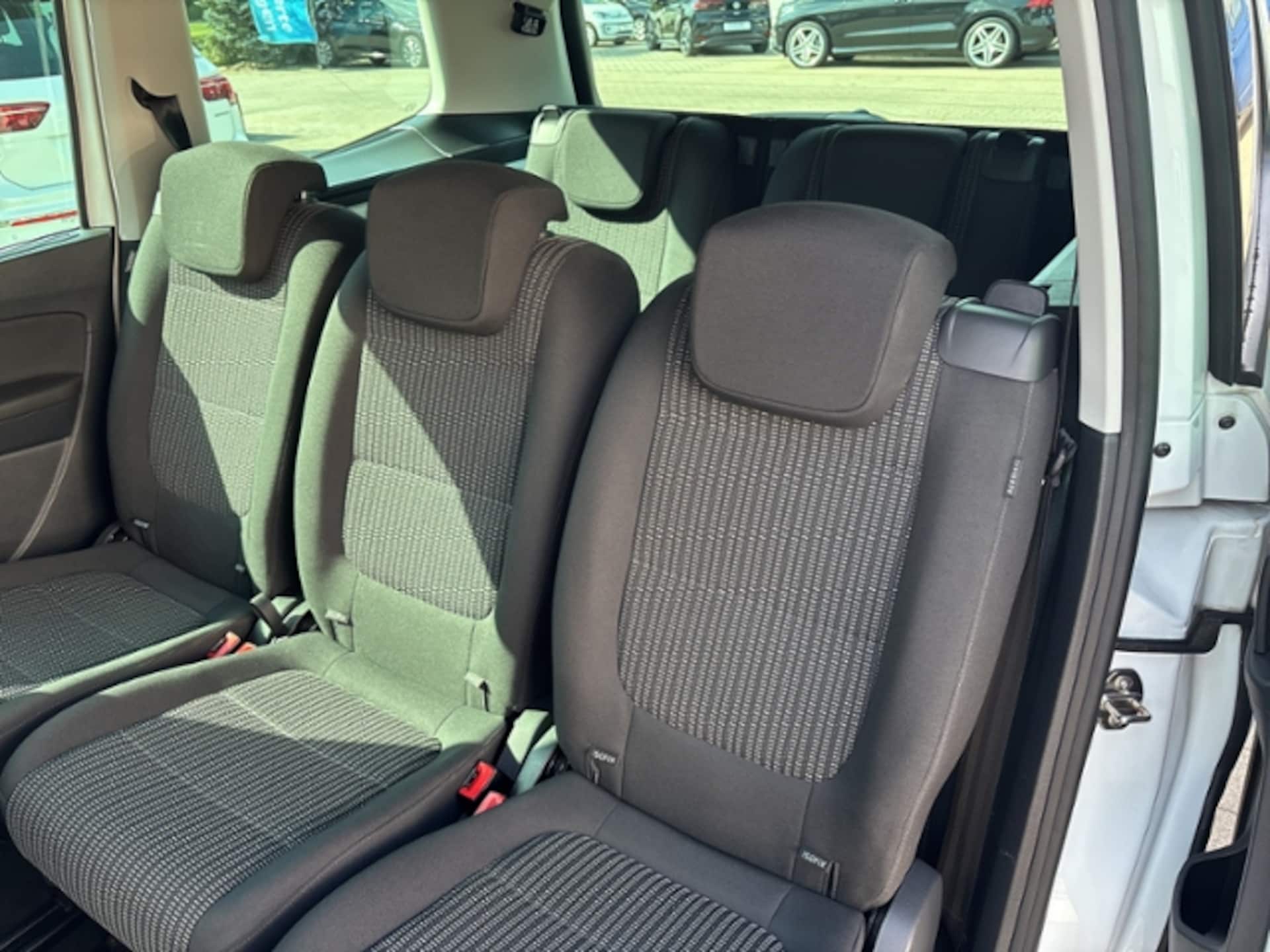 SEAT Alhambra Style