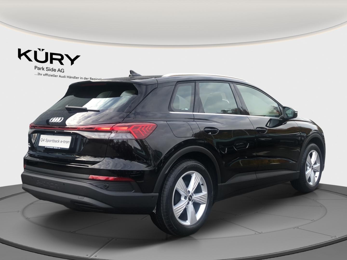 Bild über Audi Q4 e-tron 35 e-tron 125,00 kW - for more details contact your dealer