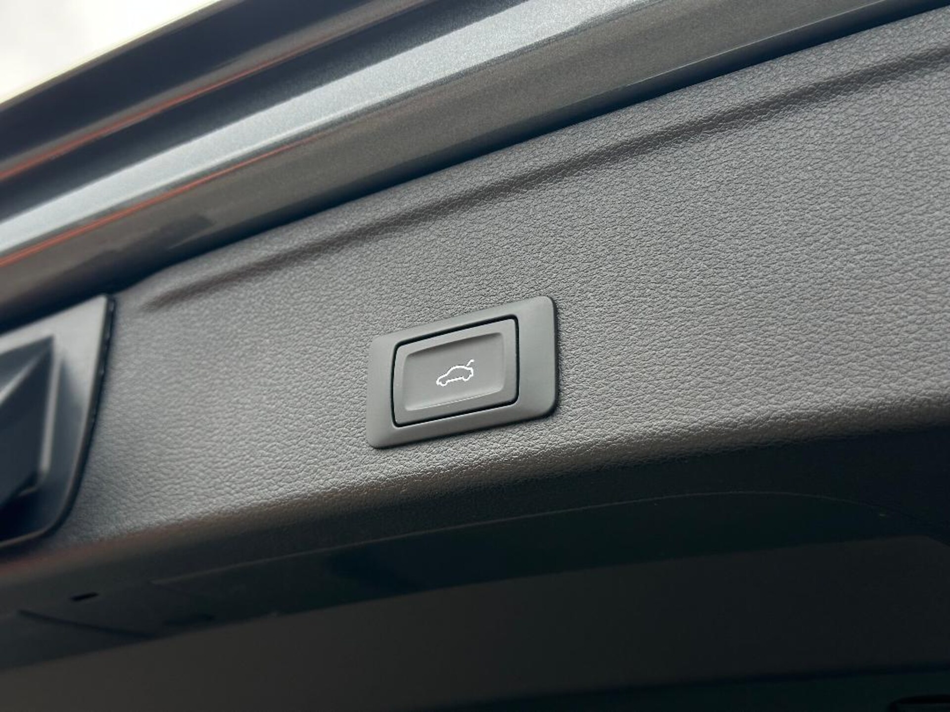 Audi A4 Avant S line