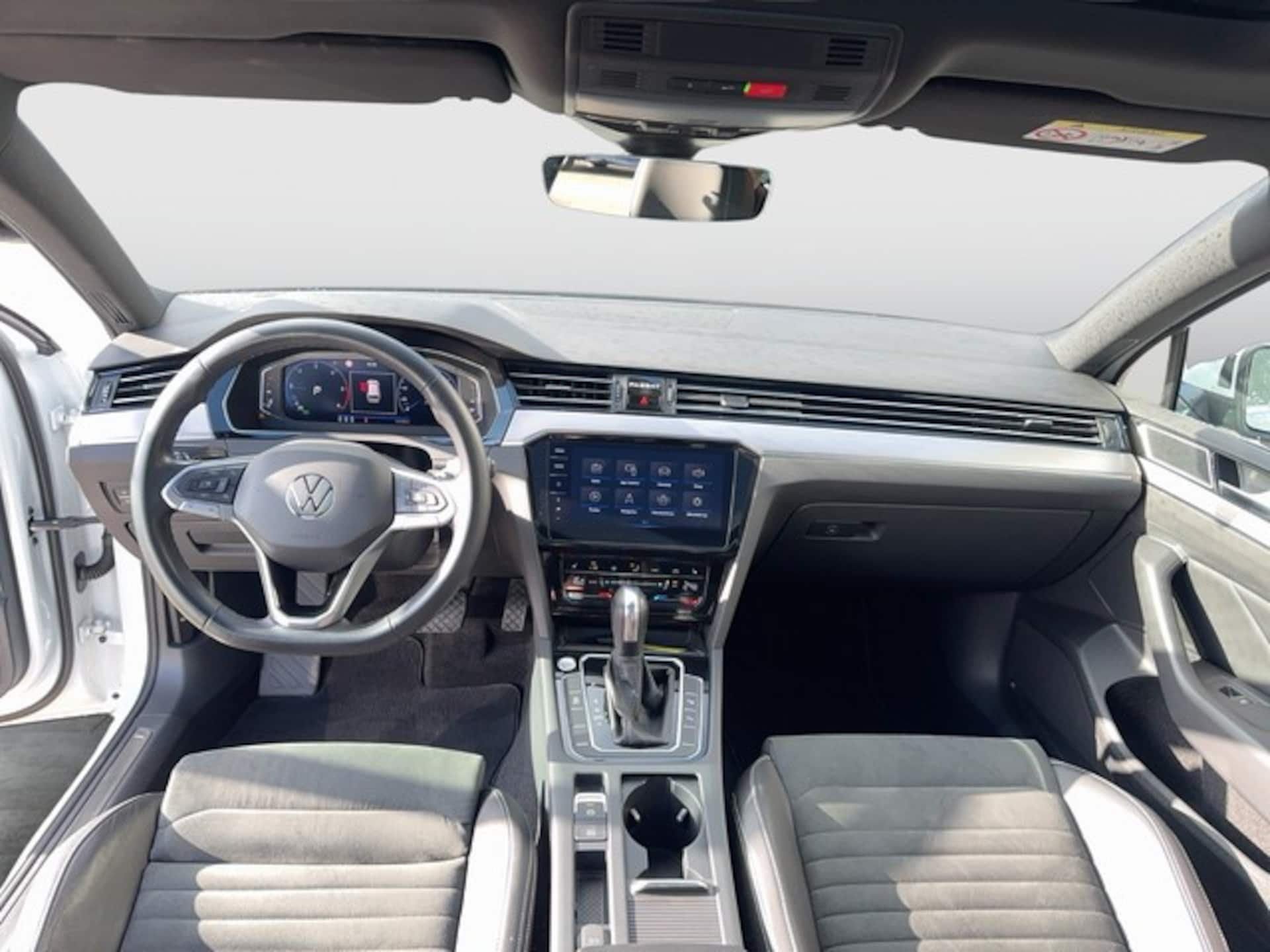 Volkswagen Passat Variant Elegance