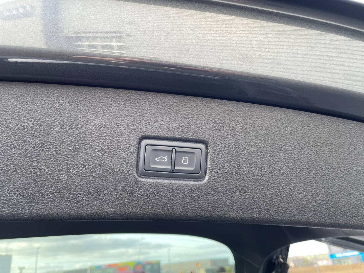 Image about Audi Q5 Sportback S line 35 TDI 120 kW (163 ch) S tronic