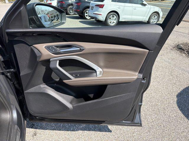 2025 Audi Q5 Premium - Photo 22