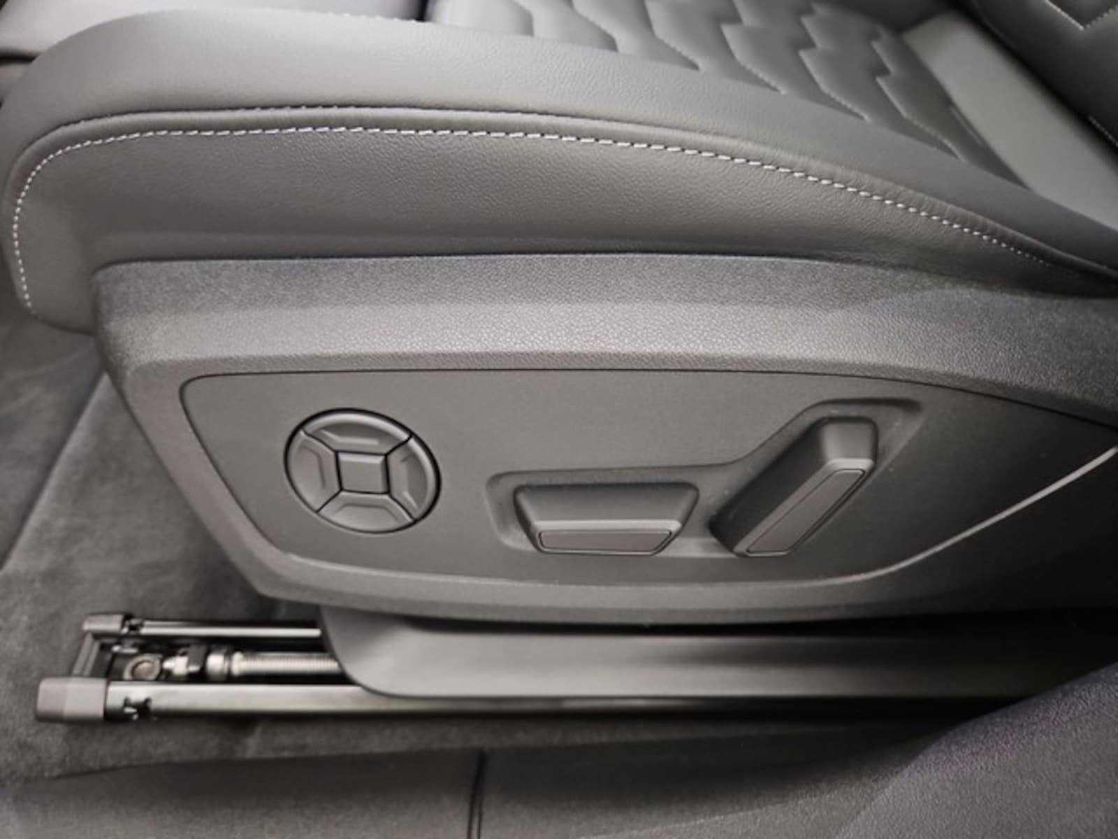 Audi A6 Avant e-tron – Bild 6