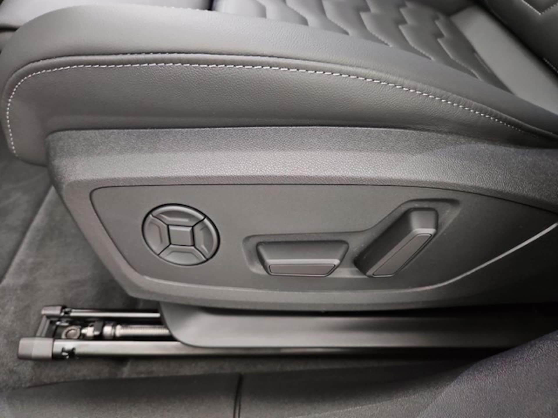 Audi A6 Avant e-tron