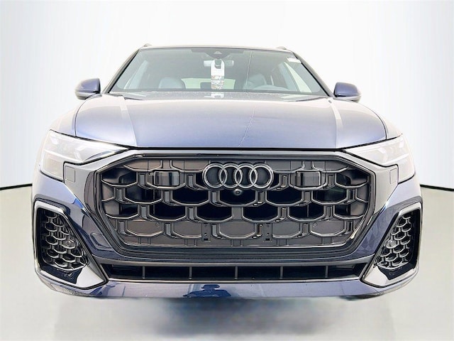 2026 Audi Q8