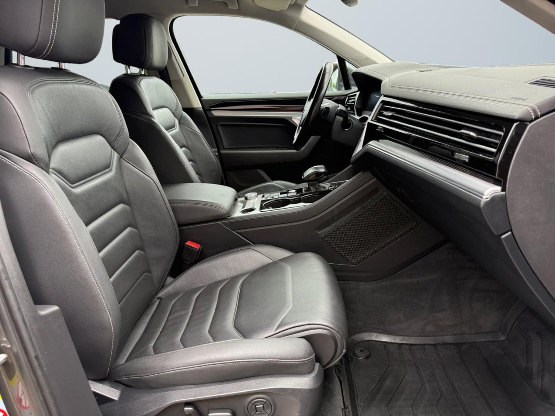 Volkswagen Touareg Basis-Modell