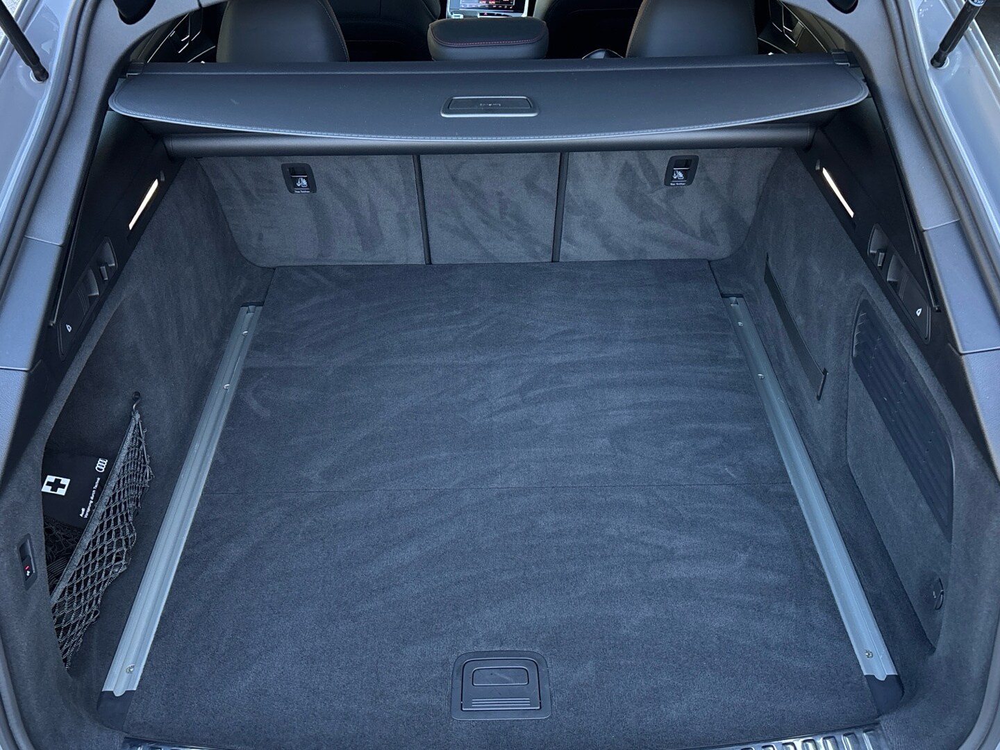 Image about Audi RS 6 Avant RS 6 Avant 441(600) kW(PS) tiptronic
