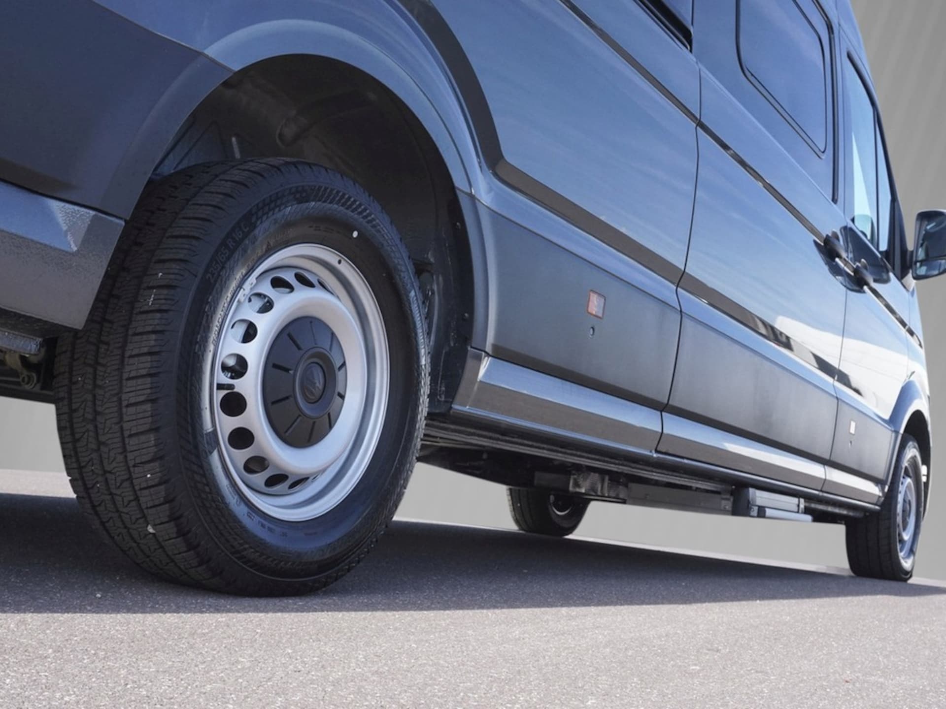 Volkswagen Grand California 680
