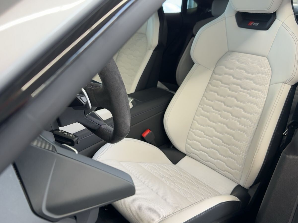 Image about Audi RS e-tron GT e-tron quattro