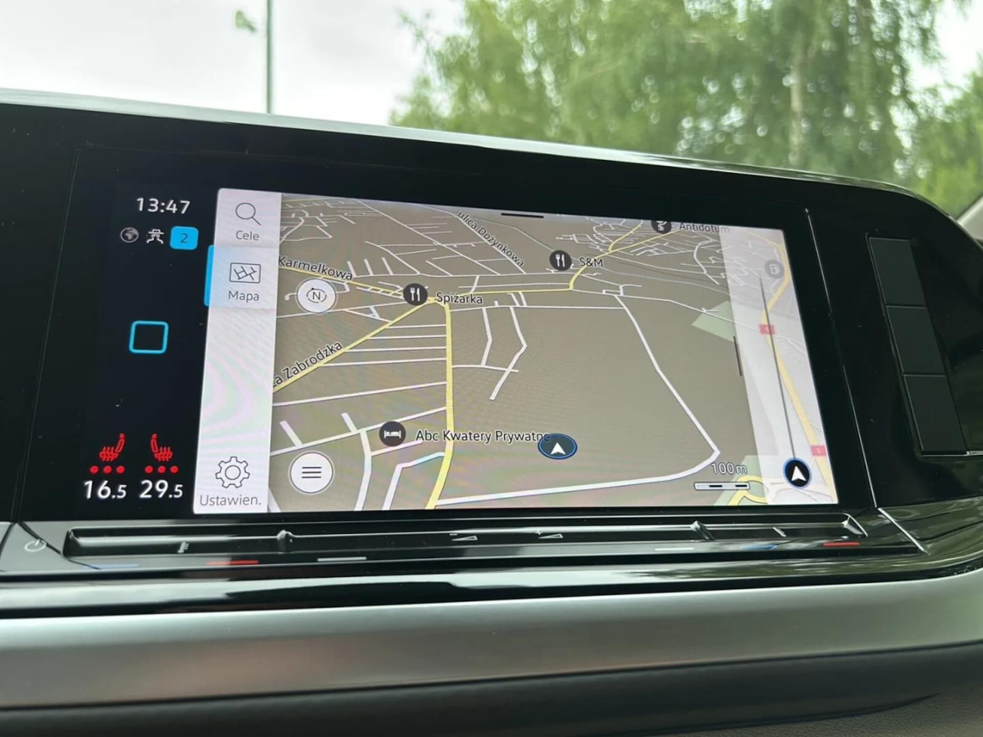 Volkswagen Multivan długi rozstaw osi Life