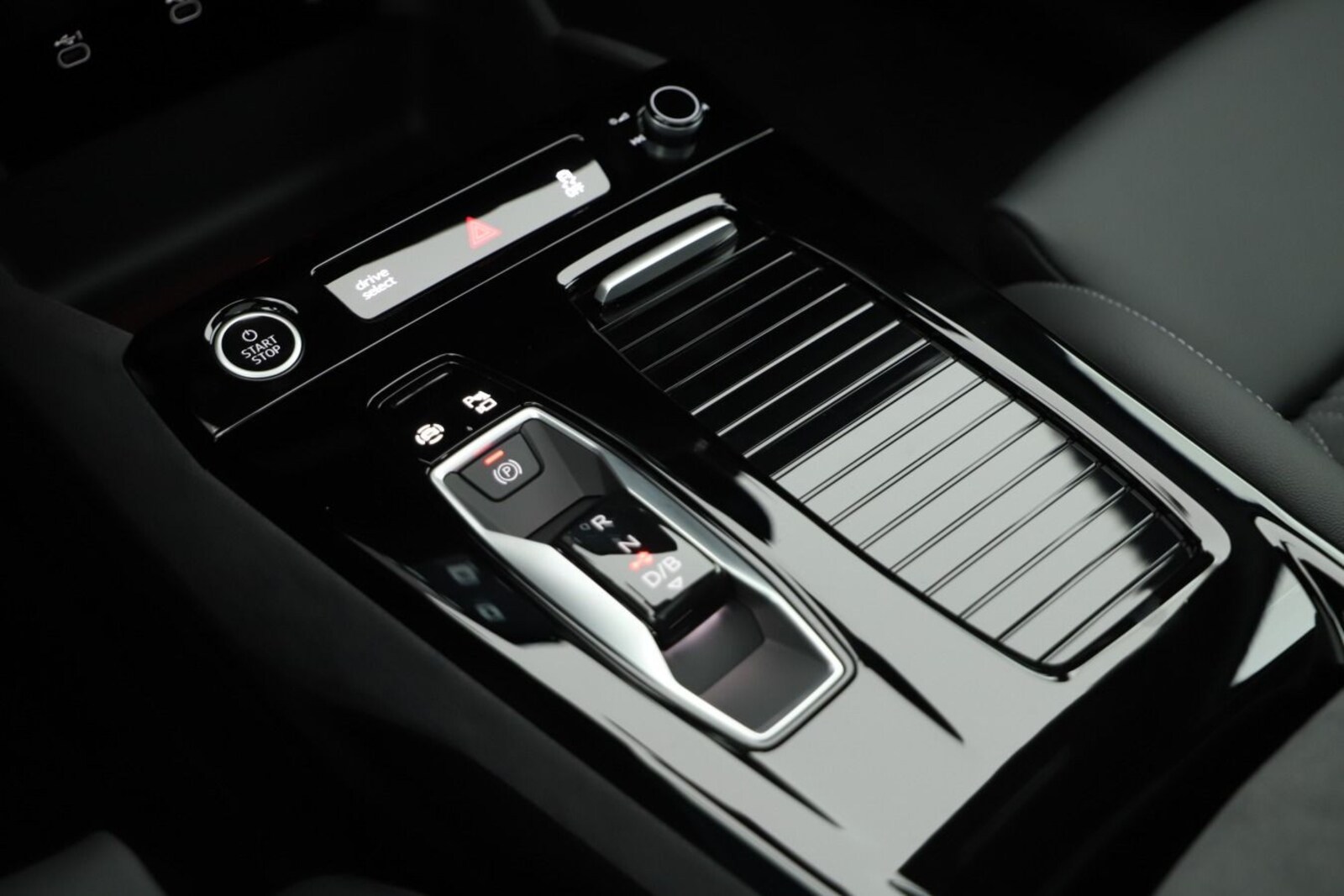Audi Q6 e-tron – Bild 12