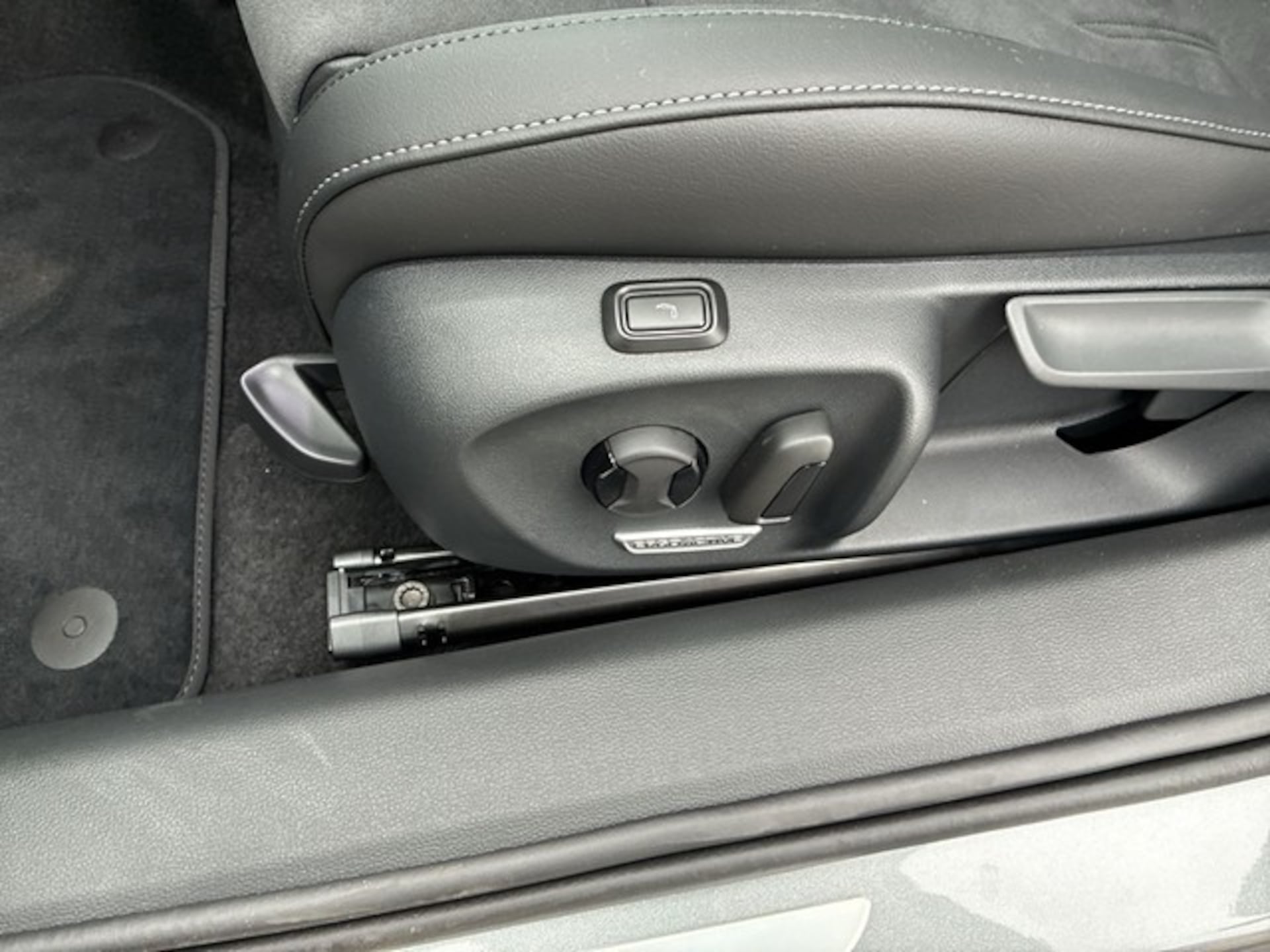 Volkswagen Passat Elegance