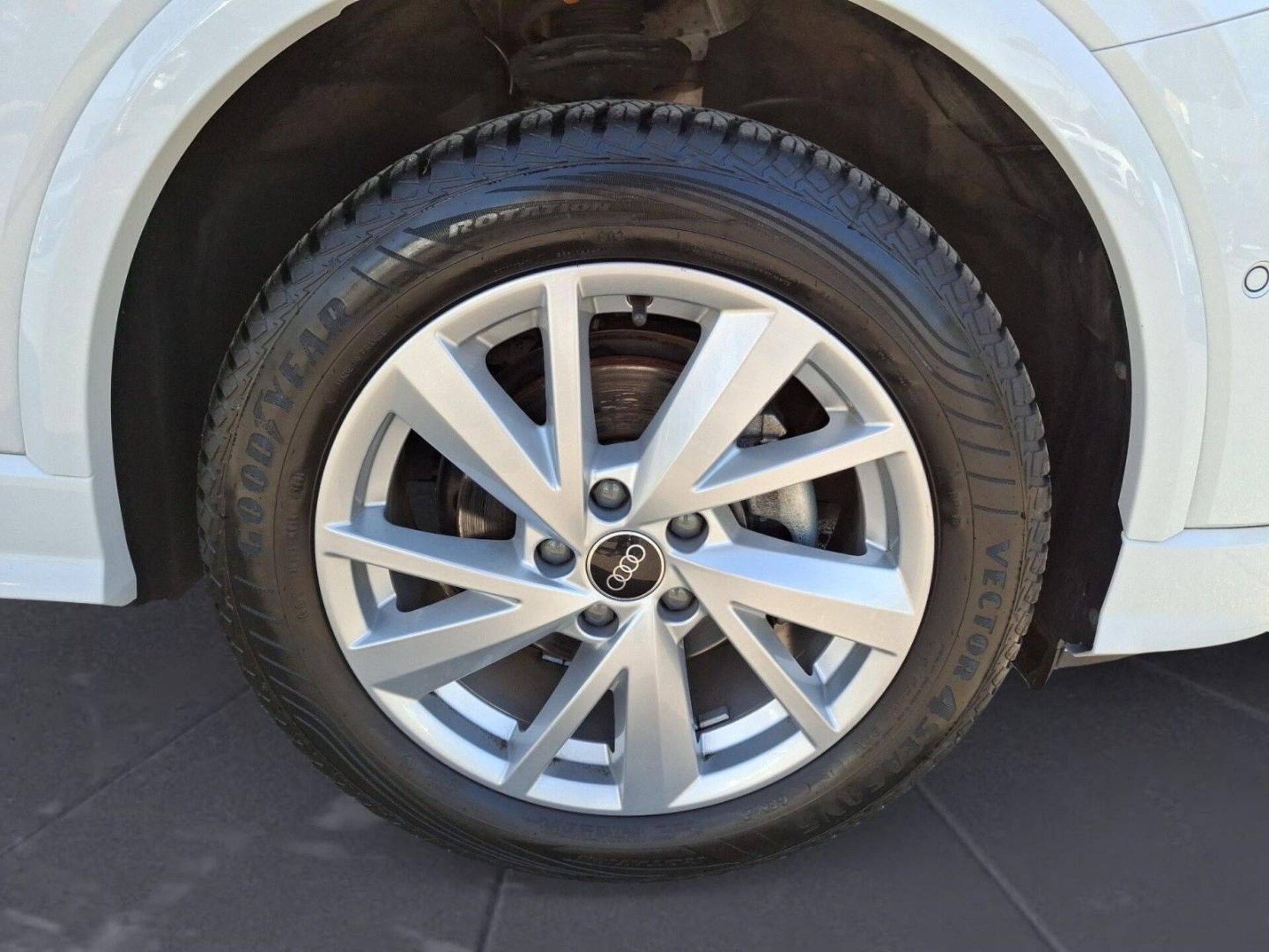 Audi Q2 S line