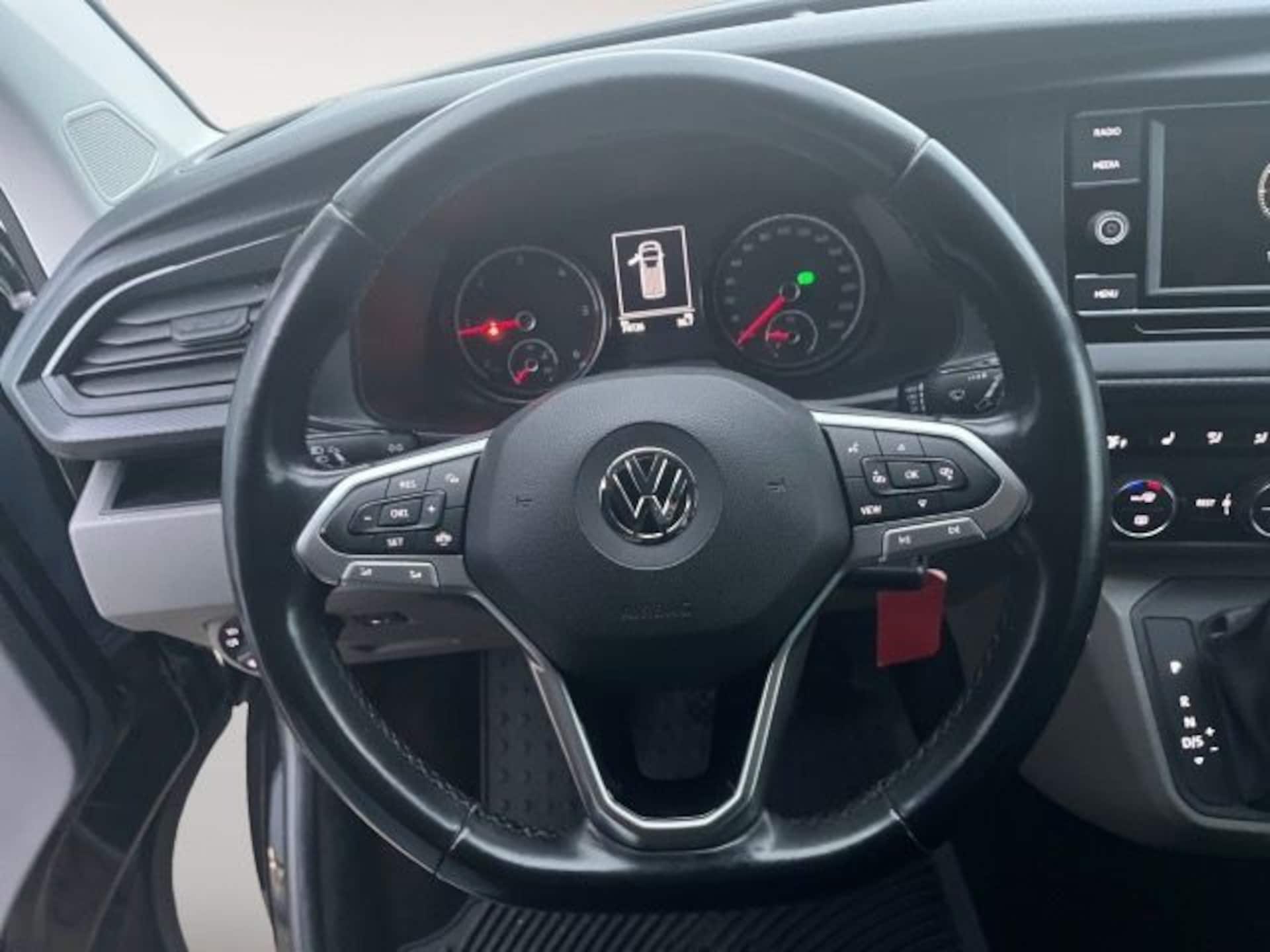Volkswagen T6.1 Caravelle langer Radstand Trendline