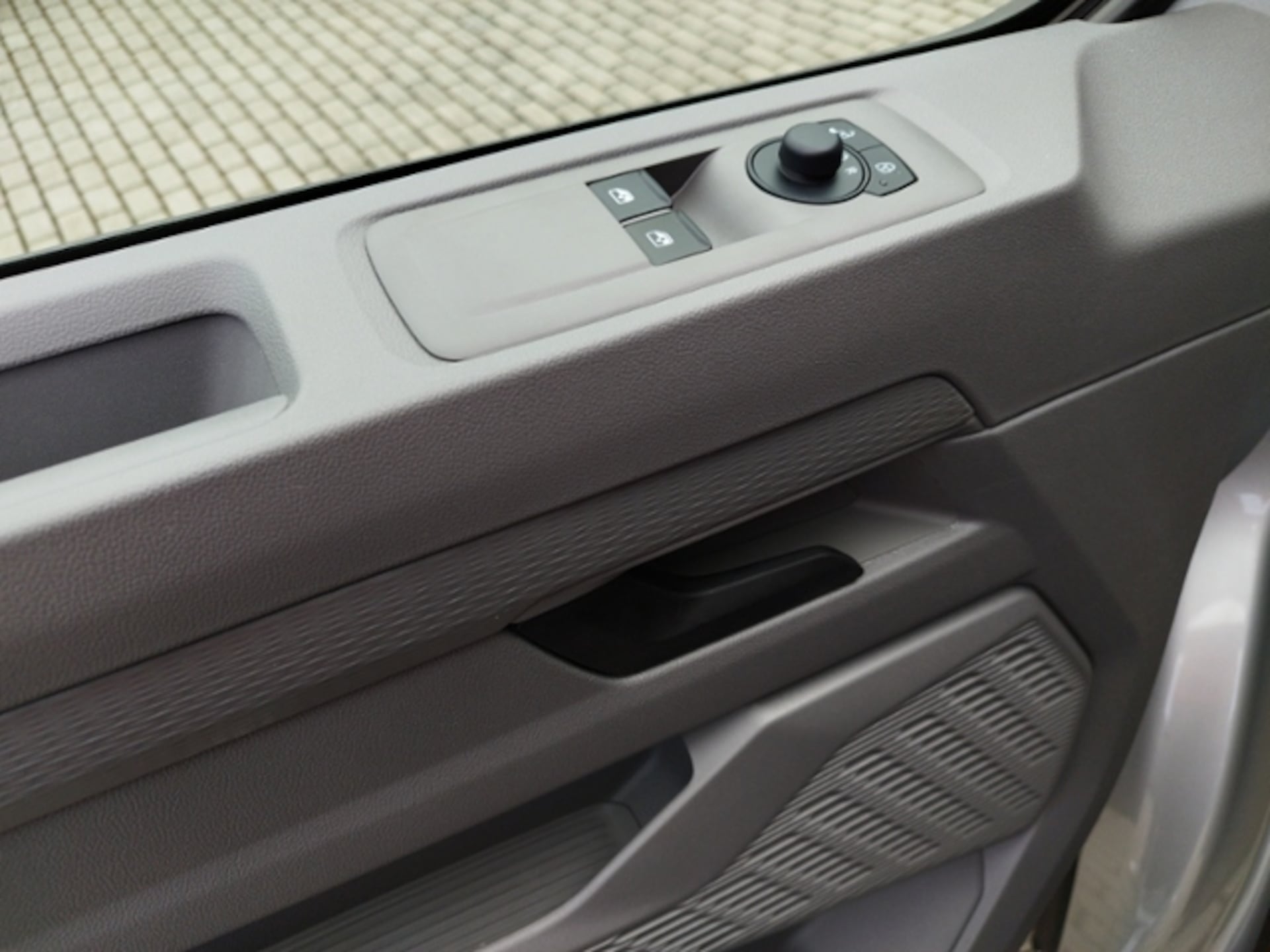 Volkswagen Transporter Kombi kurzer Radstand
