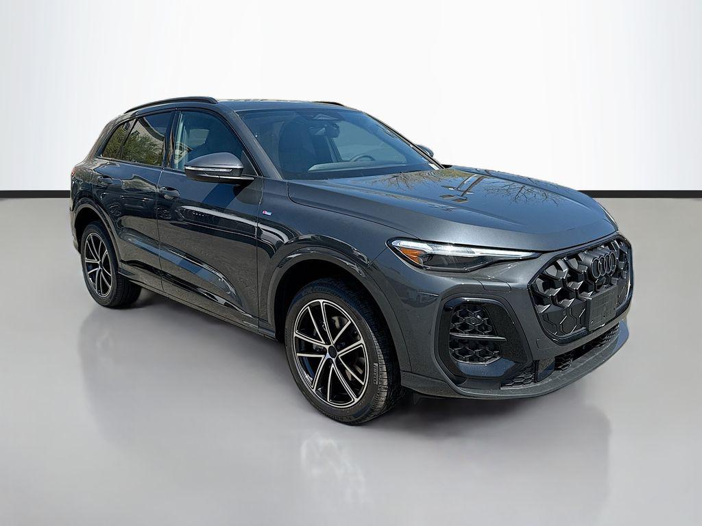 2026 Audi Q5 Premium Plus quattro's photo
