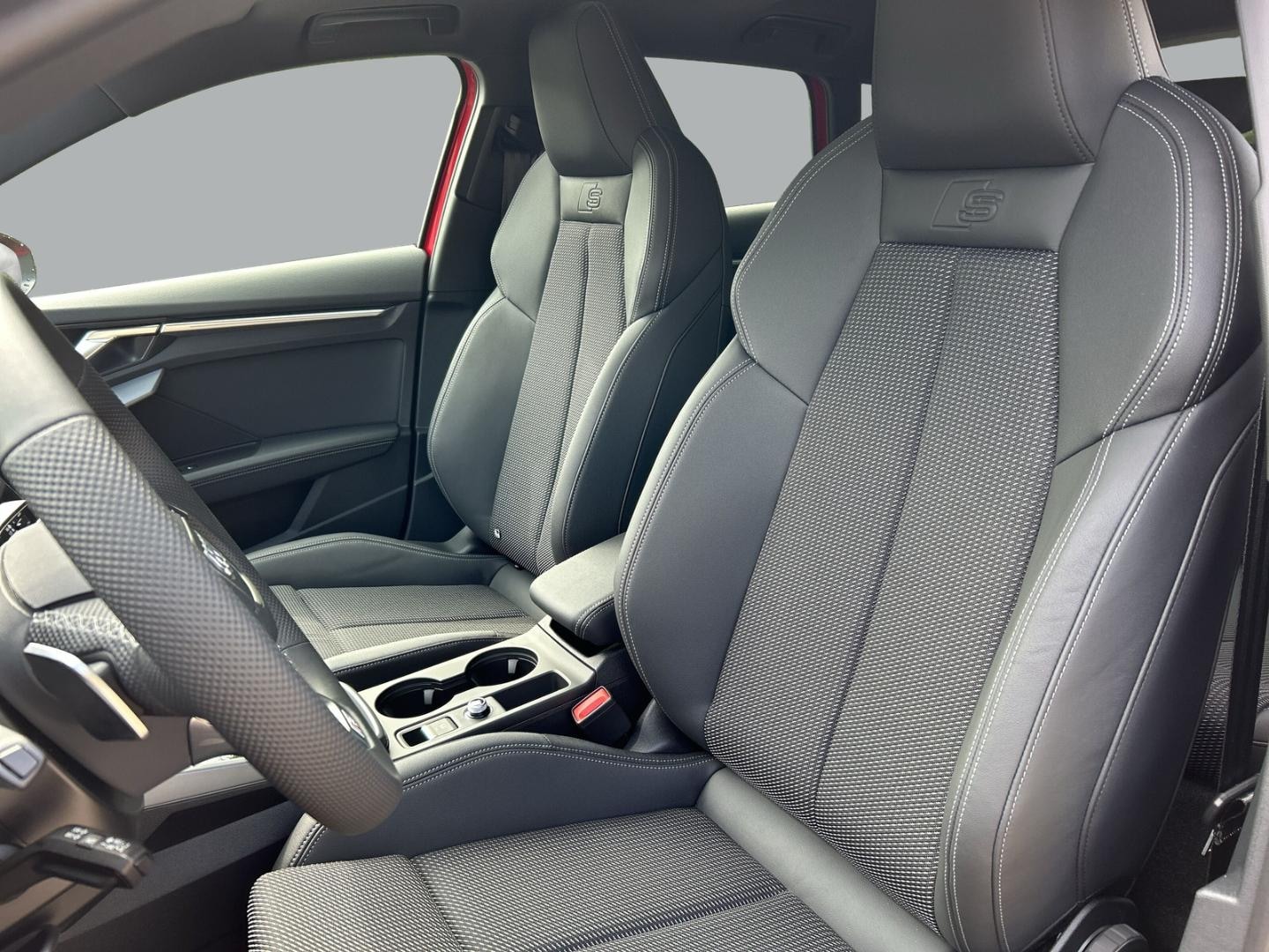 Bild über Audi A3 Sportback TFSI e TFSI e 150 kW S tronic - für weitere Informationen kontaktieren Sie den Audi Partner