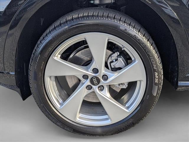 2025 Audi Q5 Premium Plus - Photo 9