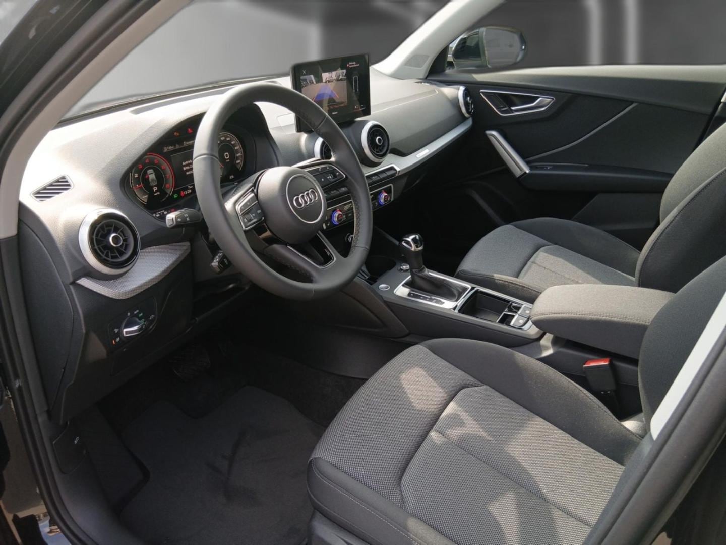 Bild über Audi Q2 advanced 35 TFSI 110(150) kW(PS) S tronic - für weitere Informationen kontaktieren Sie den Audi Partner