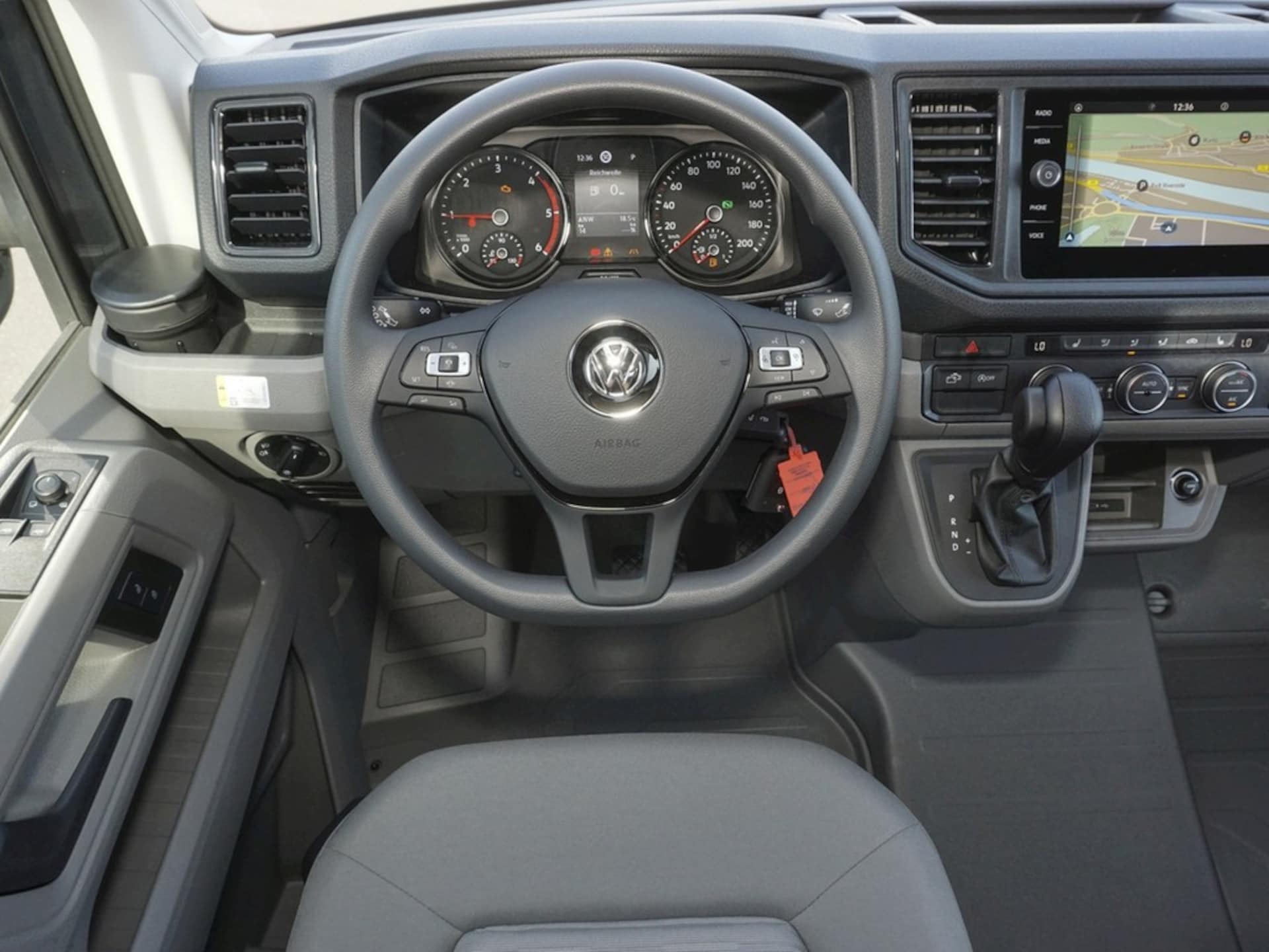 Volkswagen Grand California 680