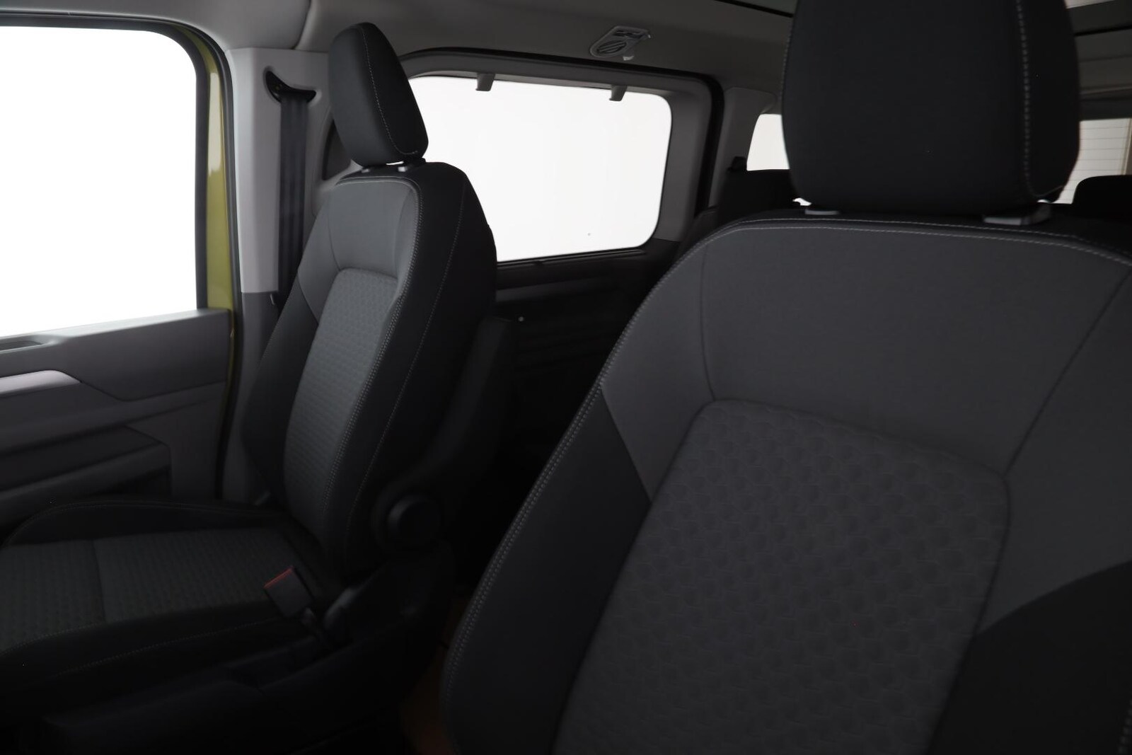 Volkswagen Caravelle – Bild 12
