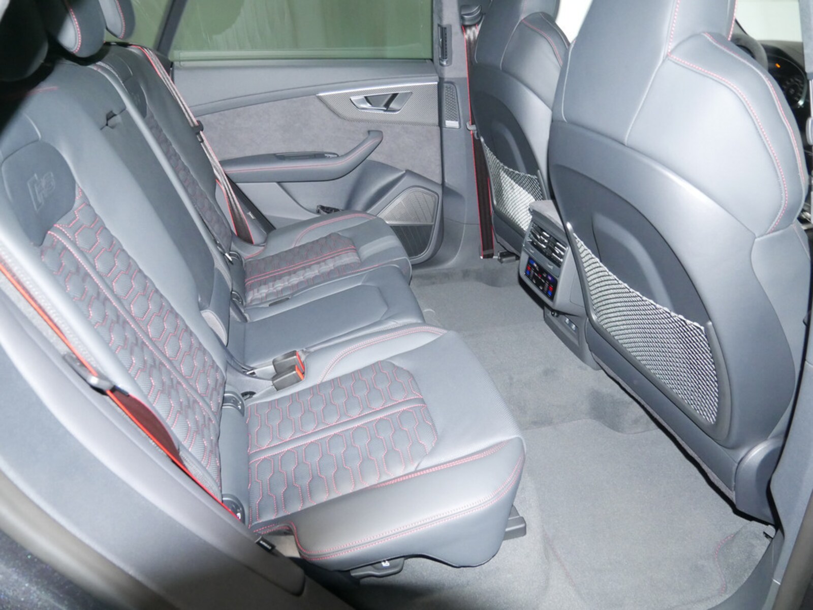 Audi RS Q8 – Bild 9