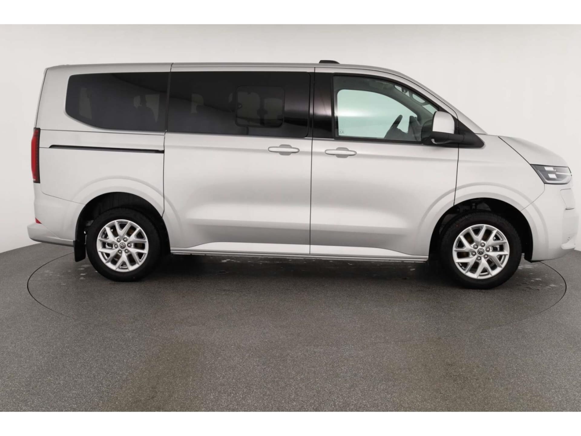 Volkswagen e-Caravelle Style