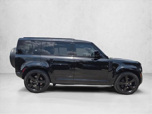 2023 Land Rover Defender