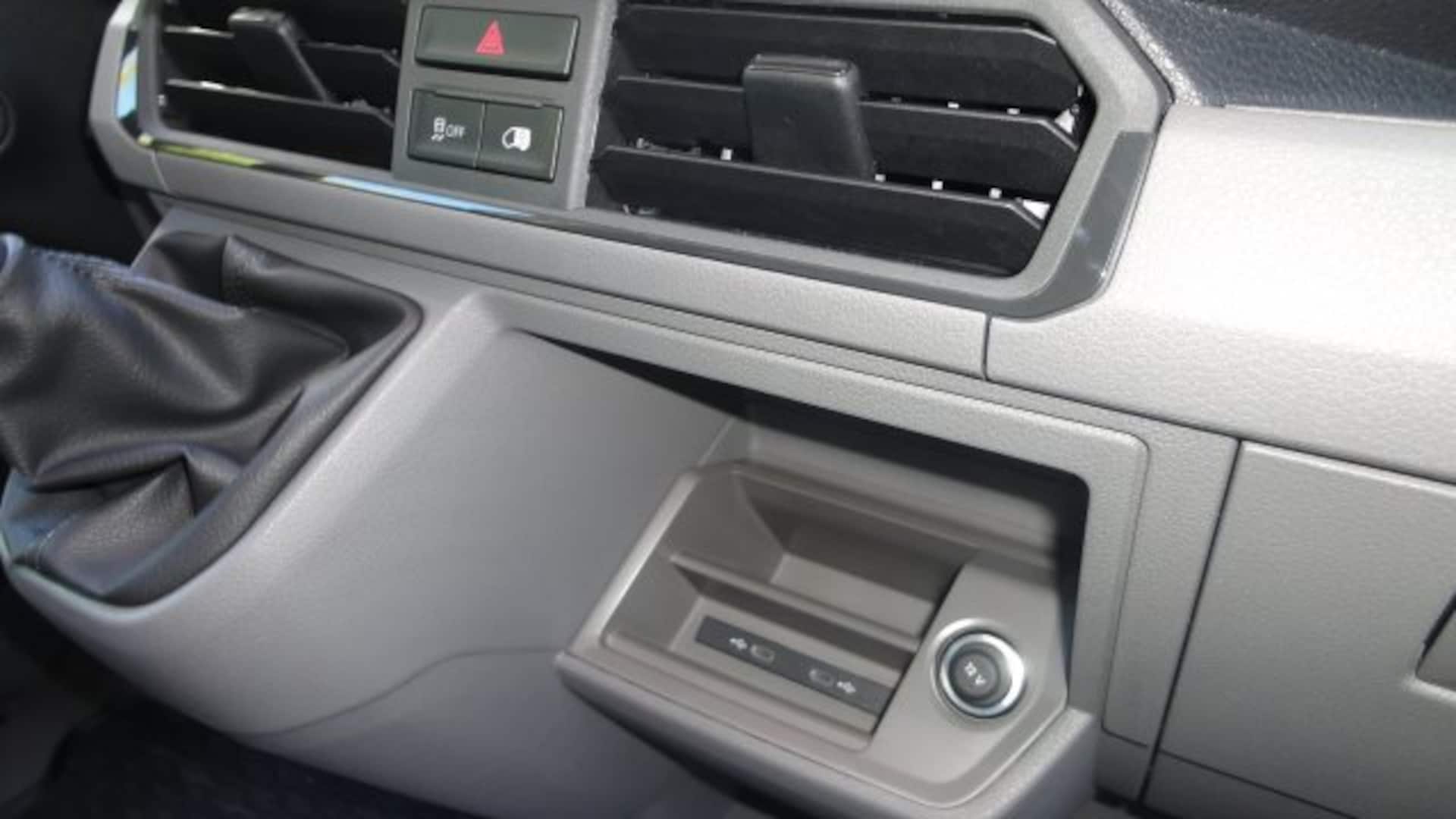 Volkswagen Crafter Kasten langer Radstand