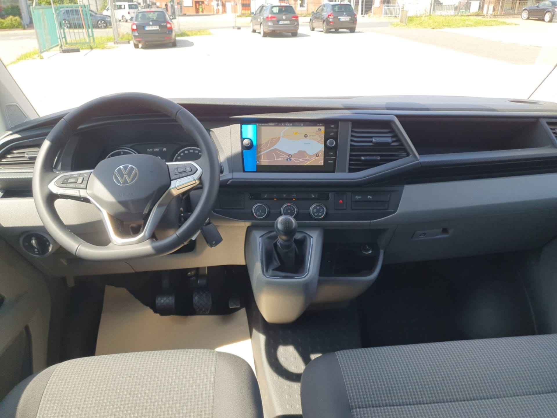 Volkswagen T6.1 Transporter Kombi kurzer Radstand
