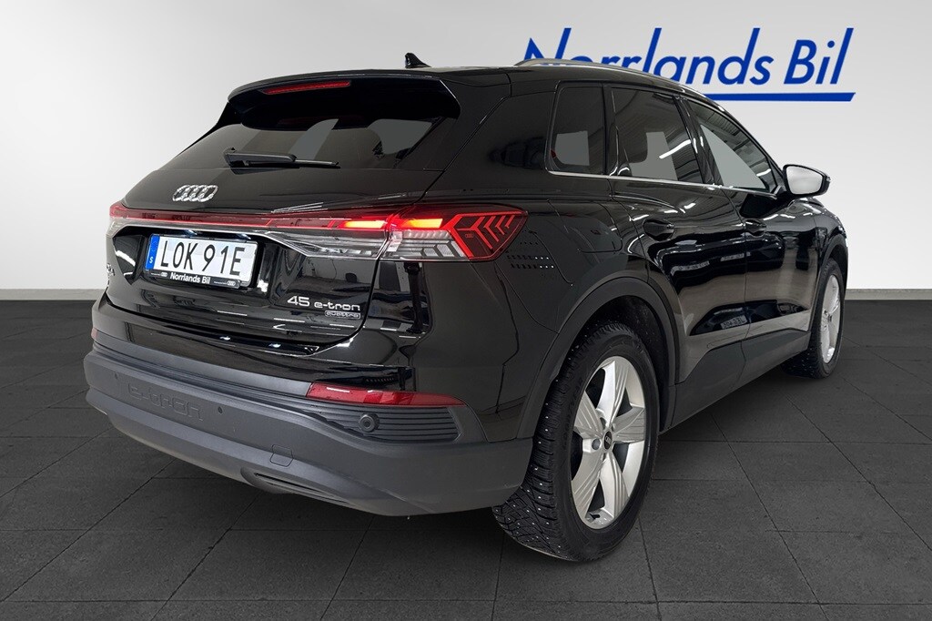 Bild som visar&nbsp;Audi Q4 e-tron&nbsp;Q4 45 e-tron quattro Proline 195,00 kW - för mer information kontakta din Audi Partner