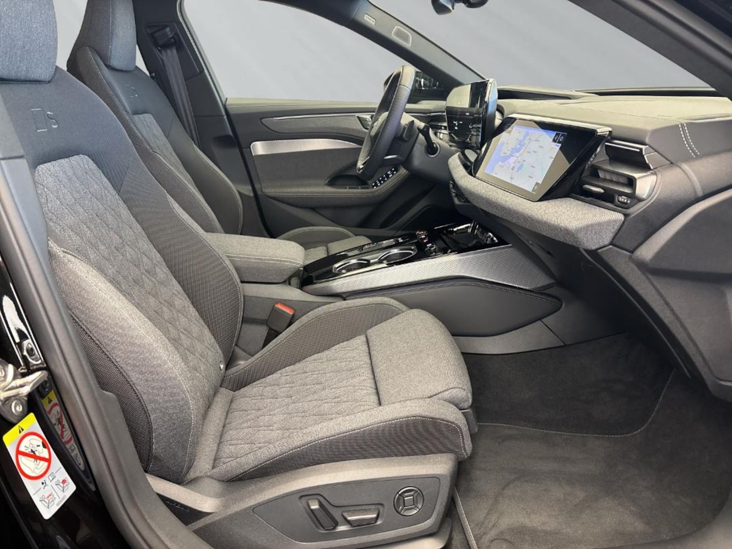 Bild über Audi A6 Limousine edition one TDI quattro 150 kW S tronic - für weitere Informationen kontaktieren Sie den Audi Partner