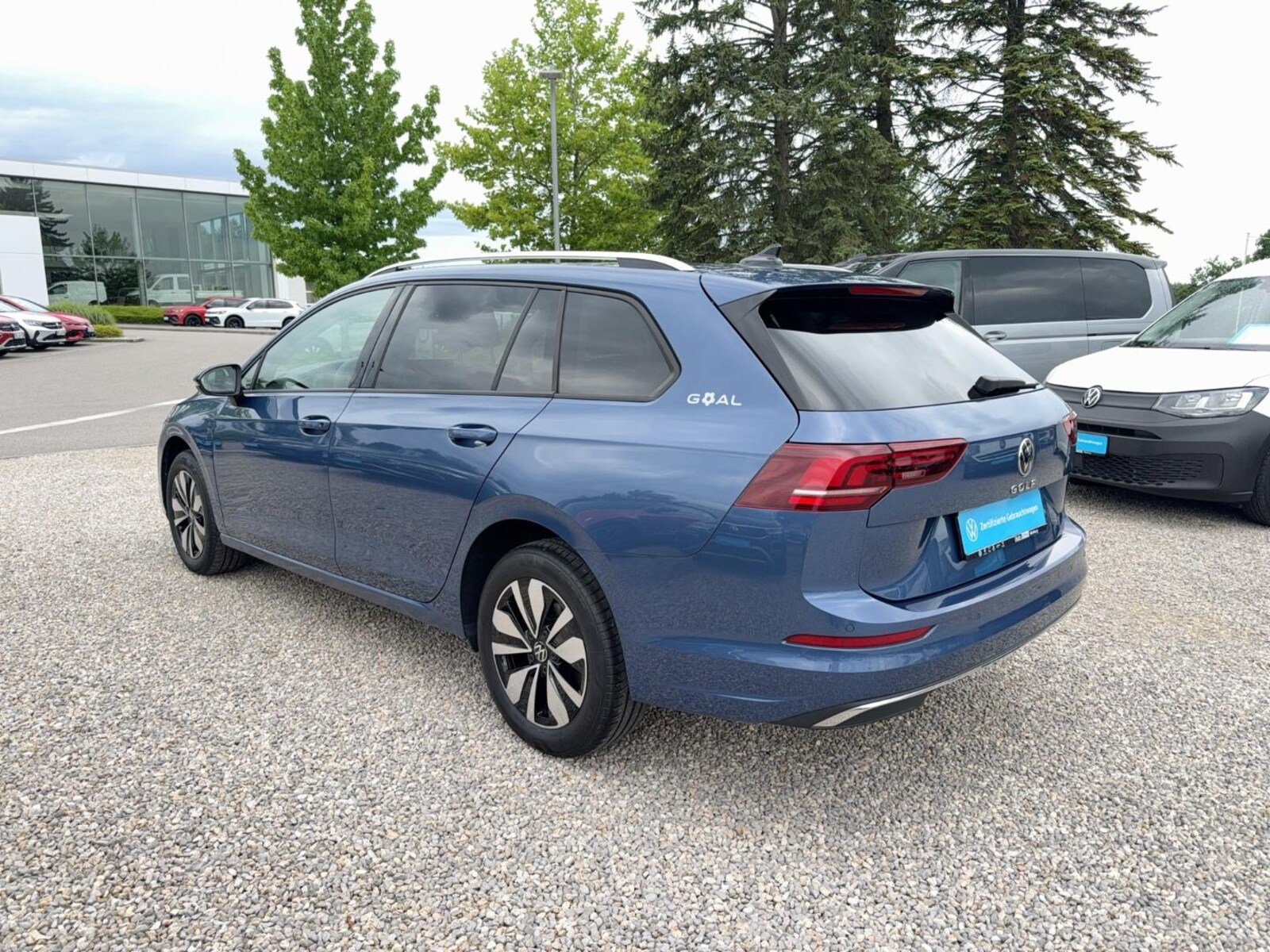 Volkswagen Golf Variant – Bild 4