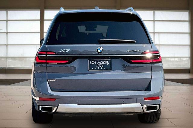 2026 BMW X7