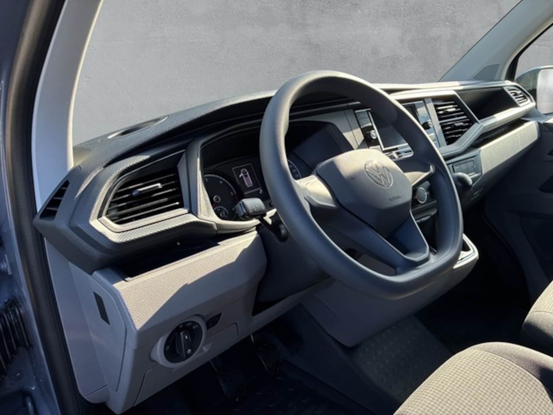 Volkswagen T6.1 Transporter Kasten kurzer Radstand