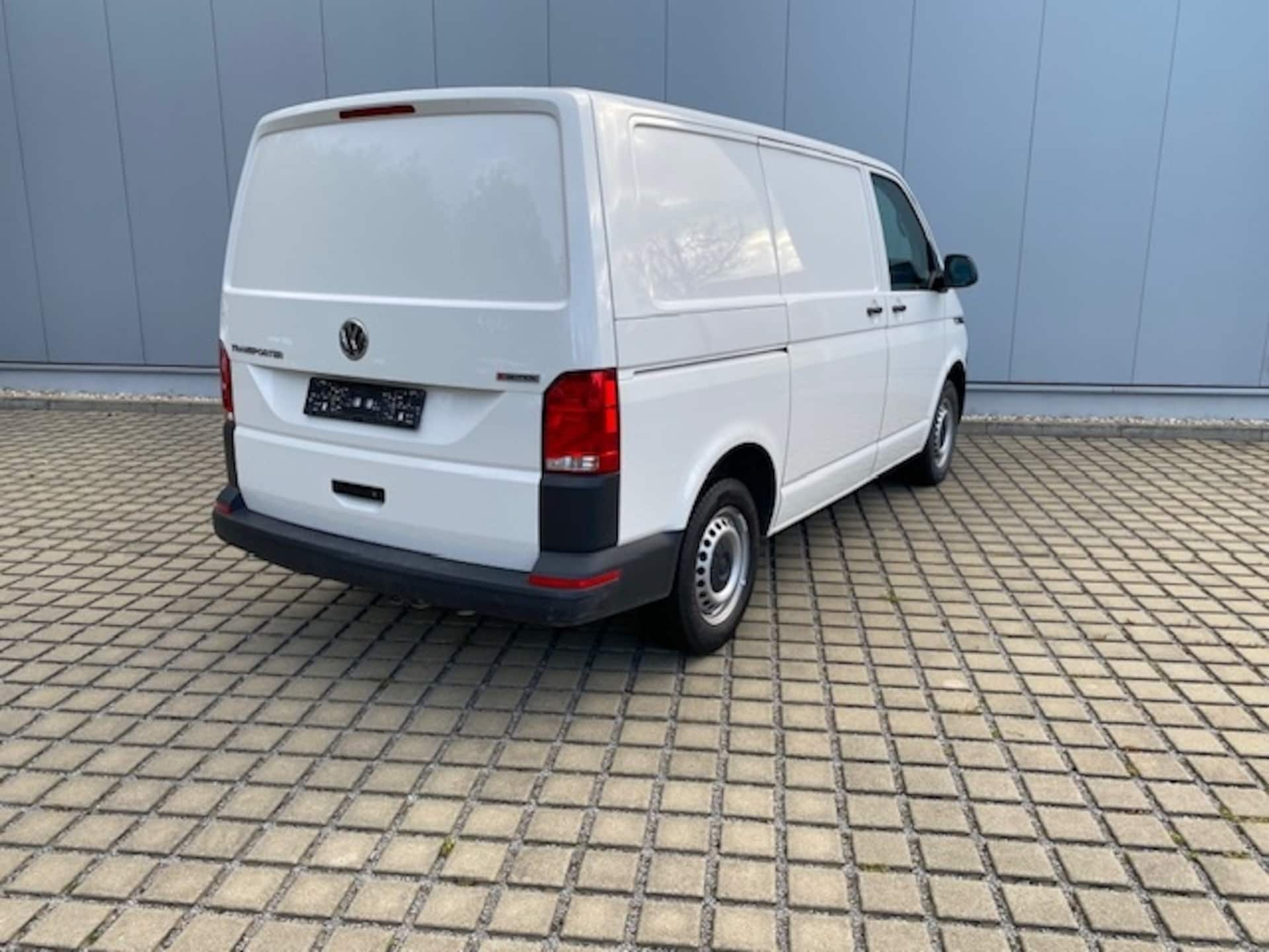 Volkswagen T6.1 Transporter Kasten kurzer Radstand