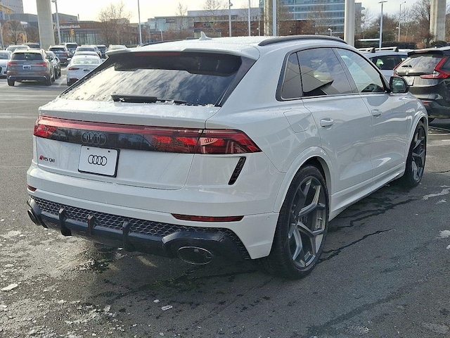 2026 Audi RS Q8 SUV performance