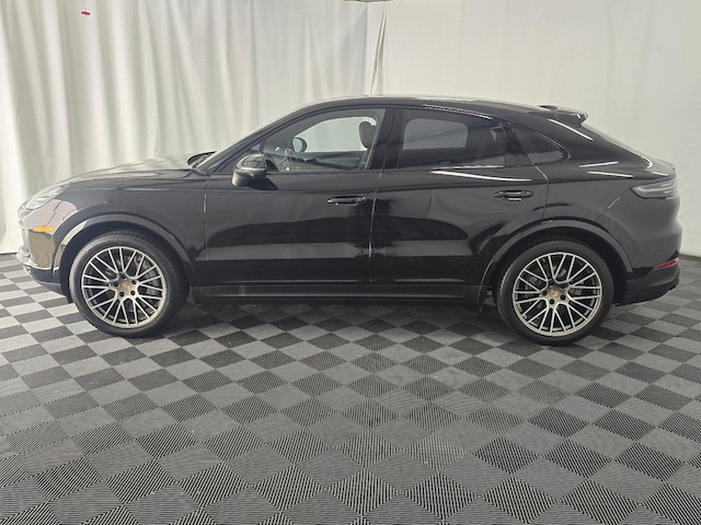 2023 Porsche Cayenne Hybrid
