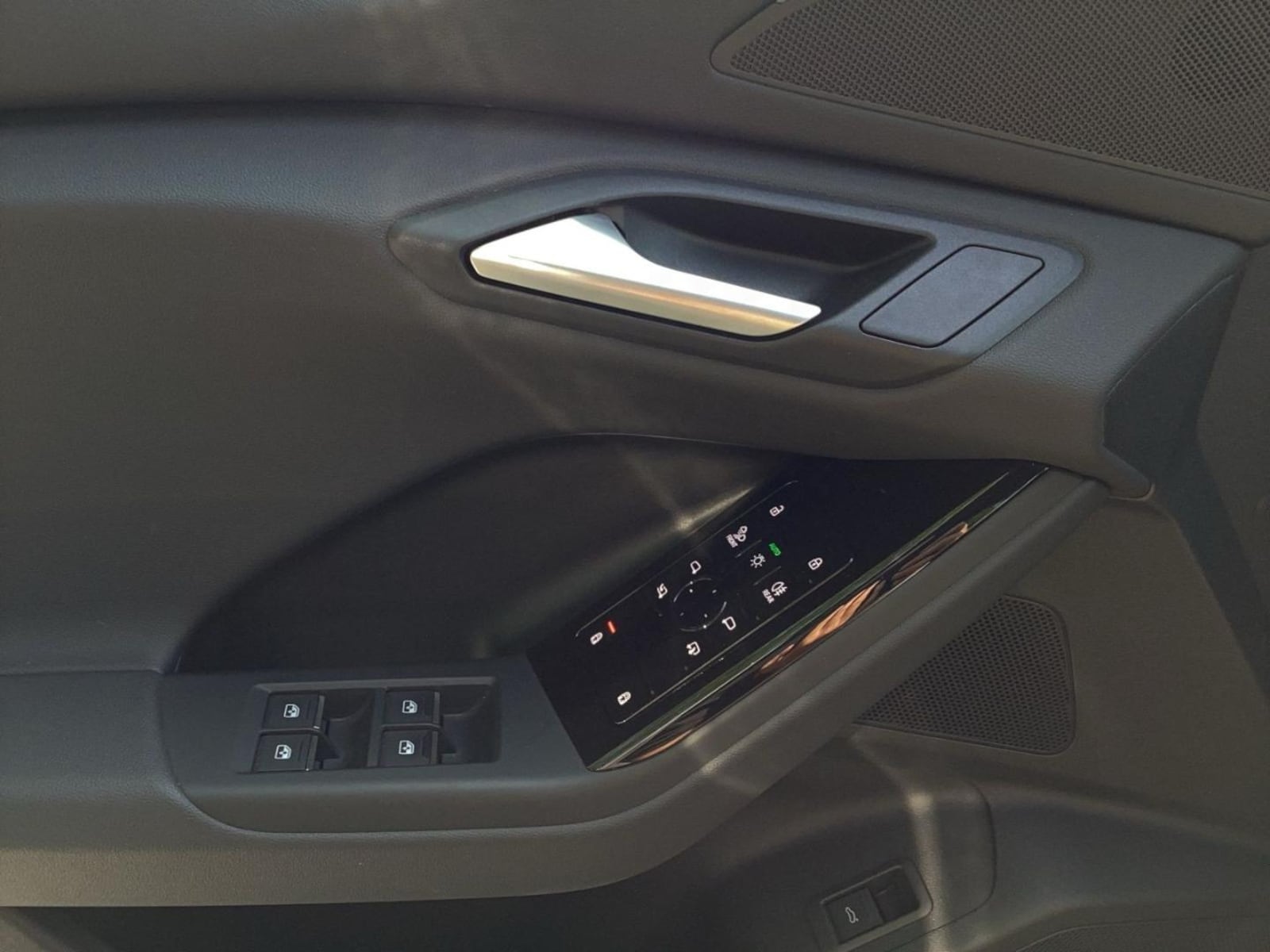 Audi Q6 e-tron – Bild 8
