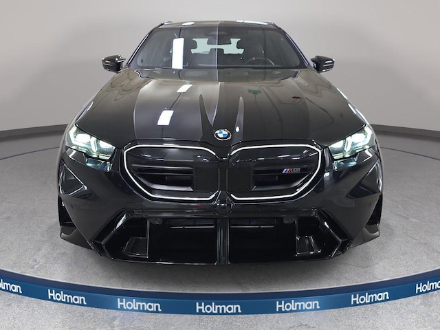 2025 BMW M5