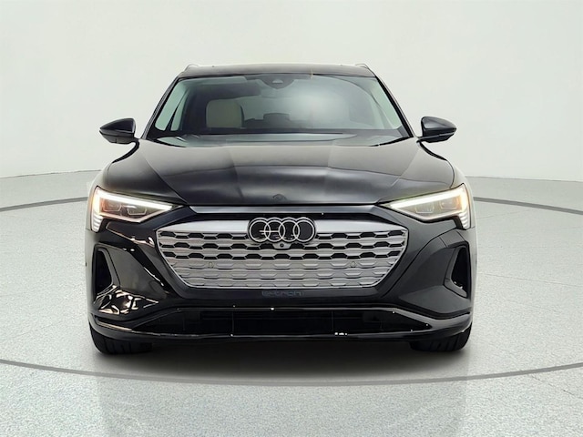 2024 Audi Q8 e-tron