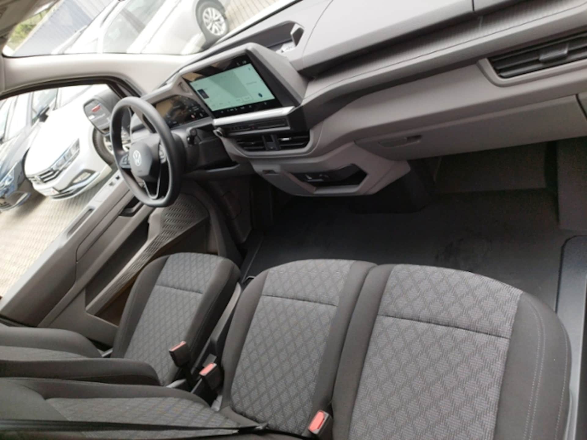 Volkswagen Transporter Kombi kurzer Radstand