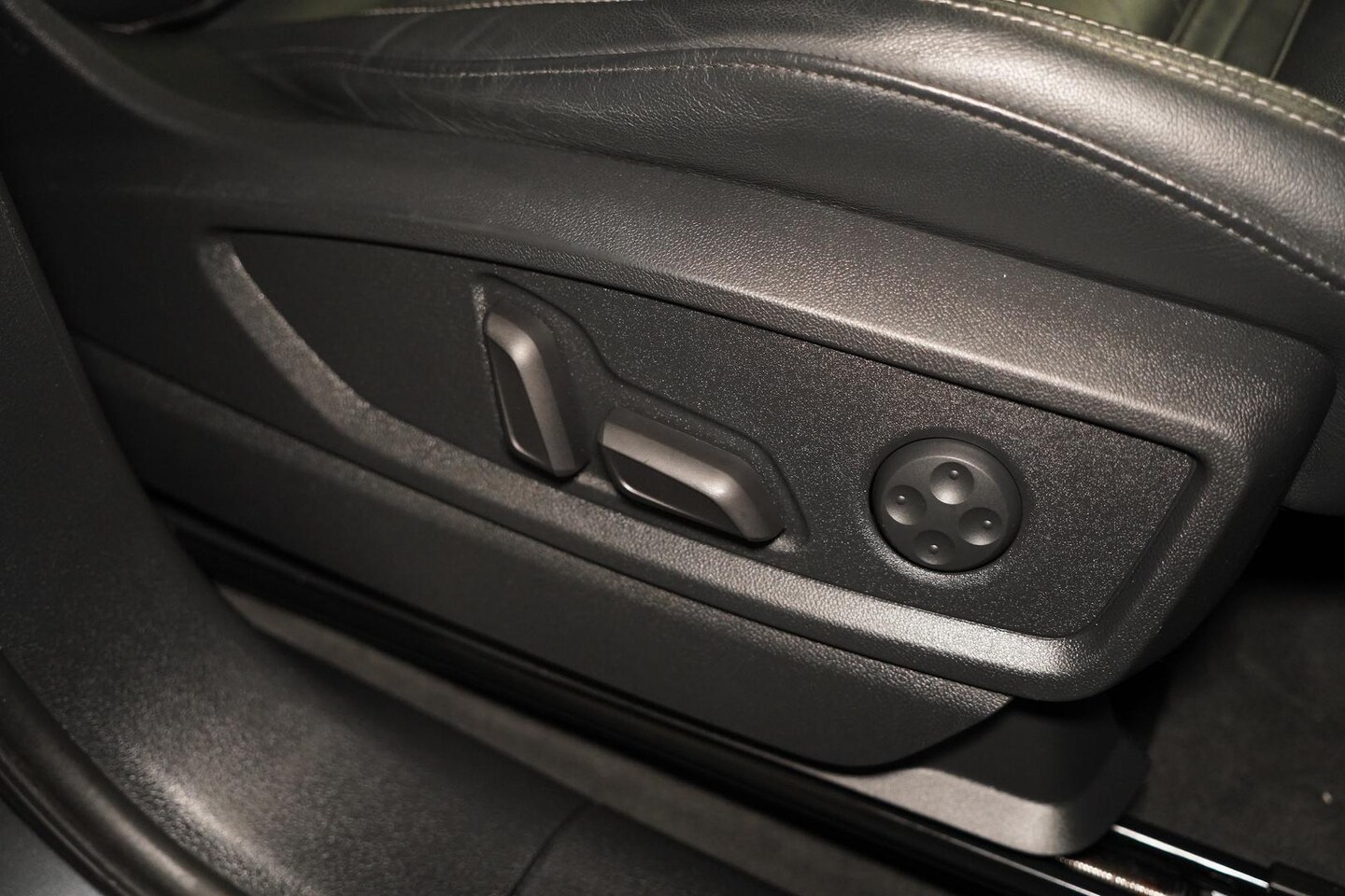 Image about Audi Q5 advanced TDI quattro S tronic
