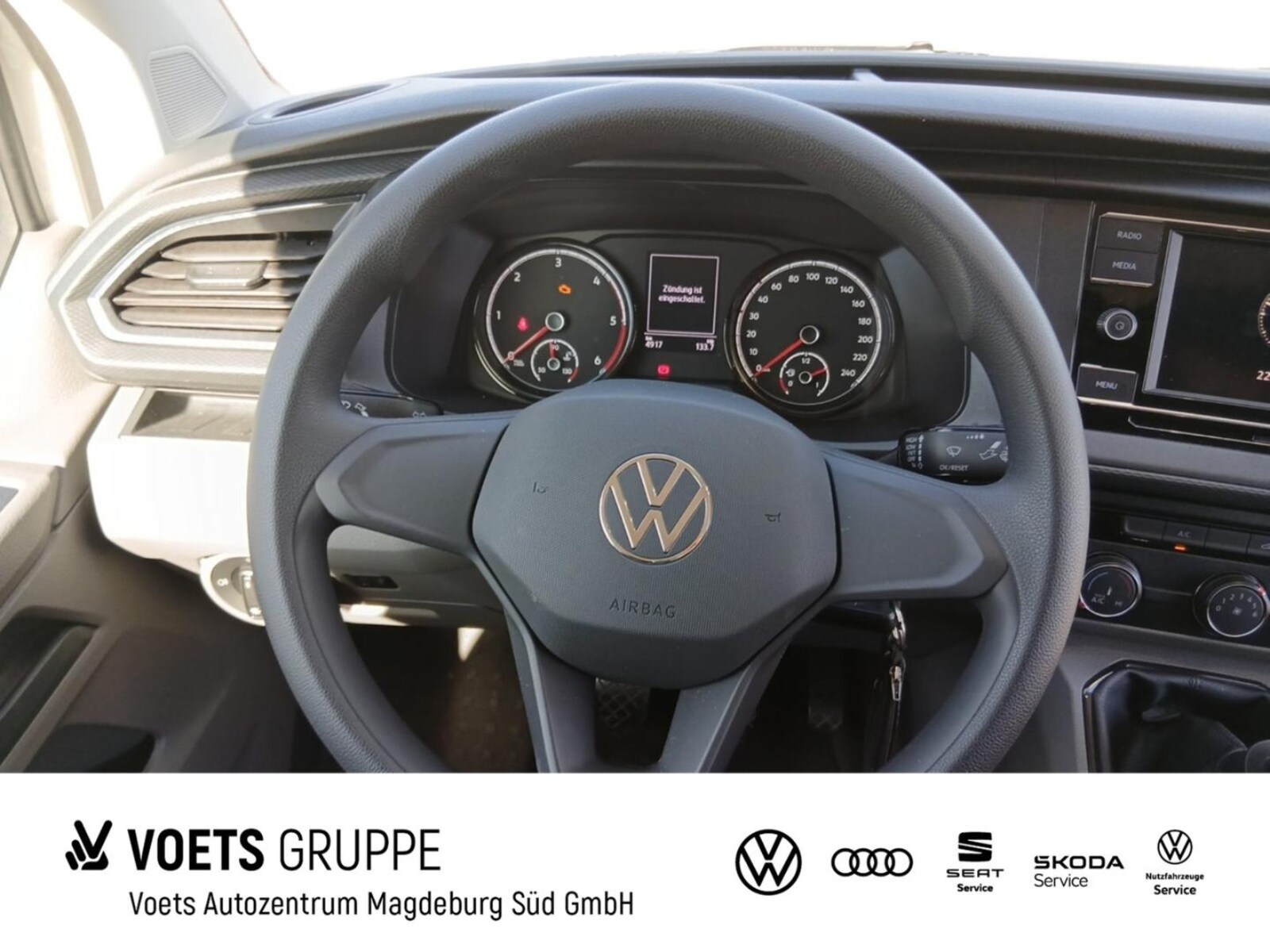 Volkswagen T6.1 Transporter Kasten langer Radstand – Bild 11