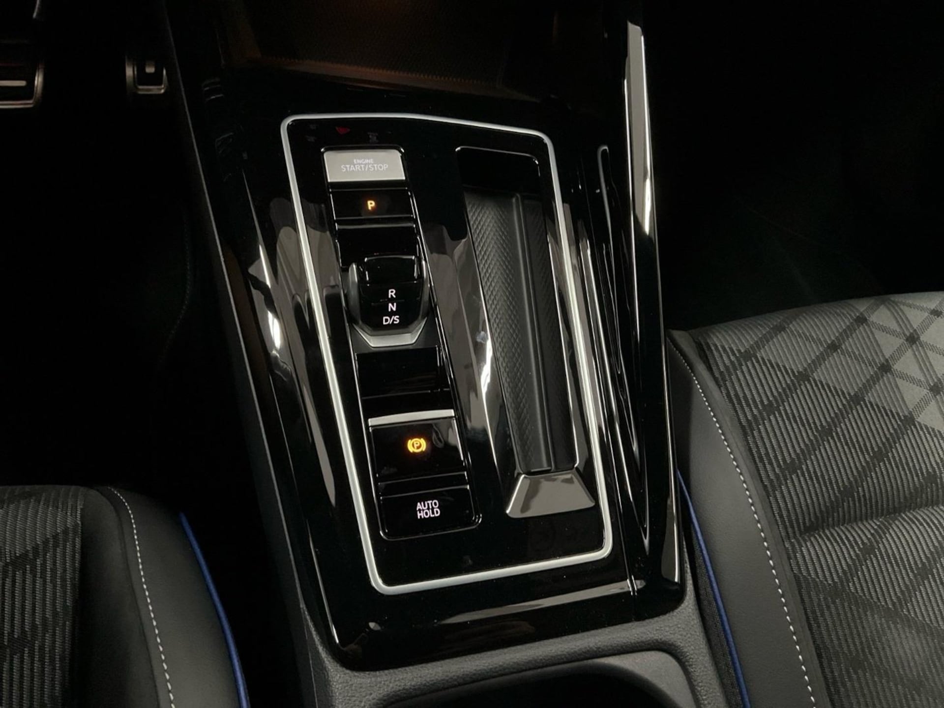 Volkswagen Golf Variant R-Line