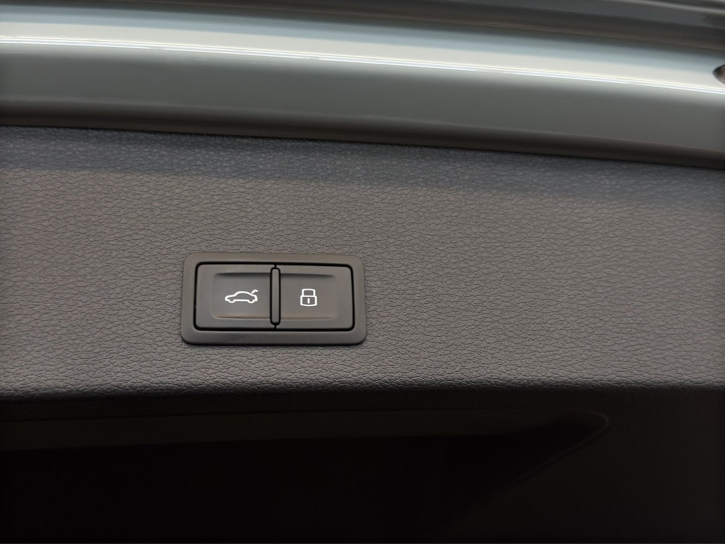 Bild über Audi Q2 S line 35 TFSI S tronic - für weitere Informationen kontaktieren Sie den Audi Partner