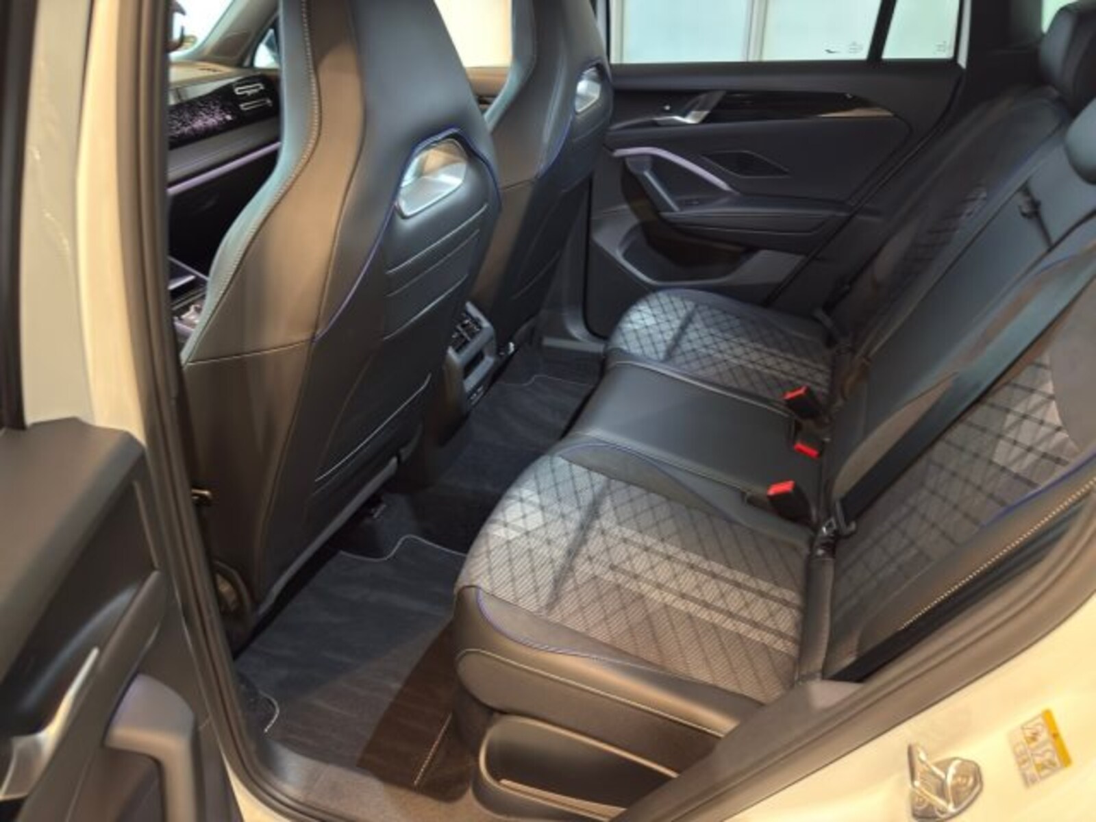 Volkswagen Tiguan – Bild 20