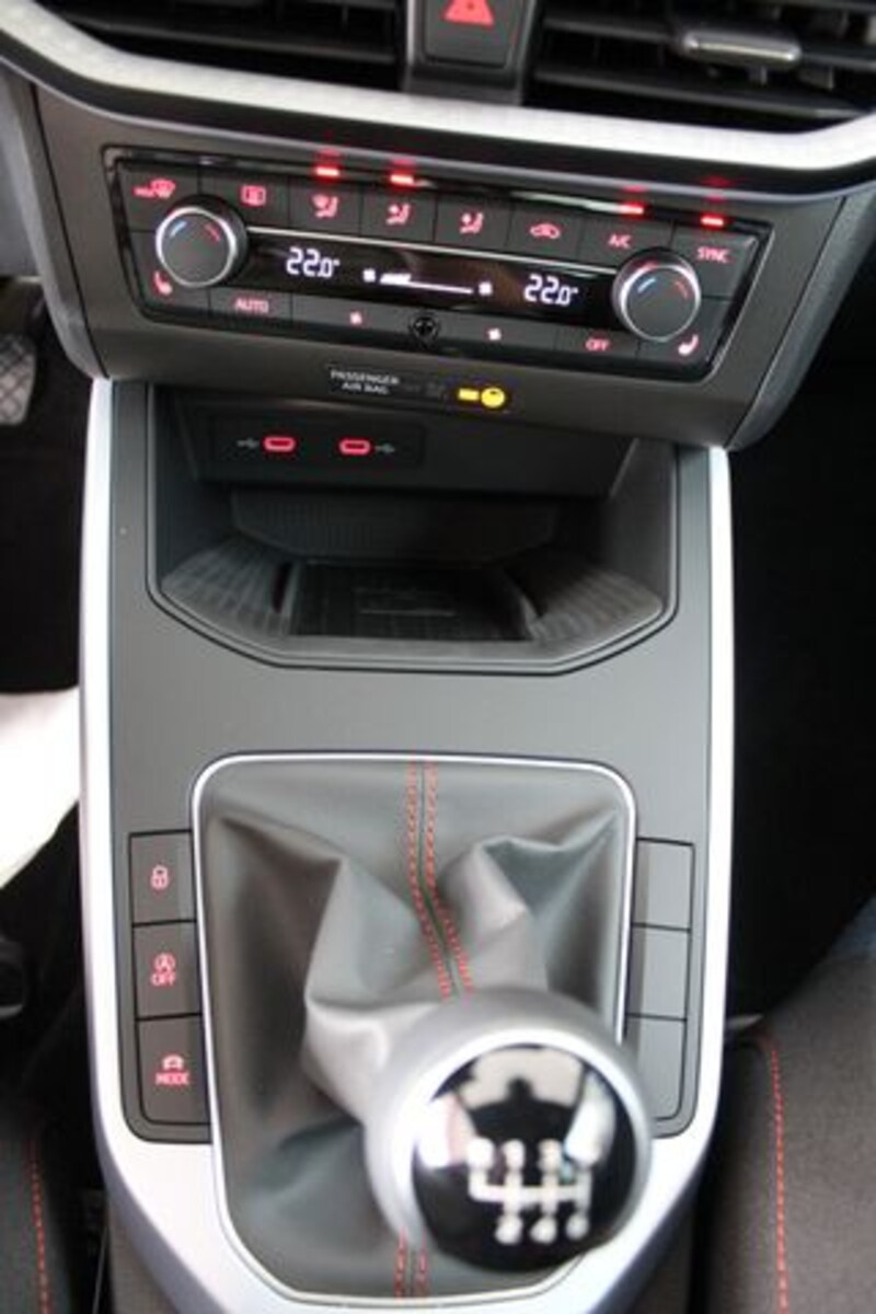 SEAT Arona – Bild 12