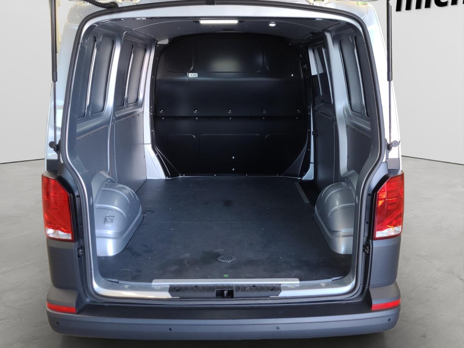 Volkswagen T6.1 Transporter Kasten kurzer Radstand