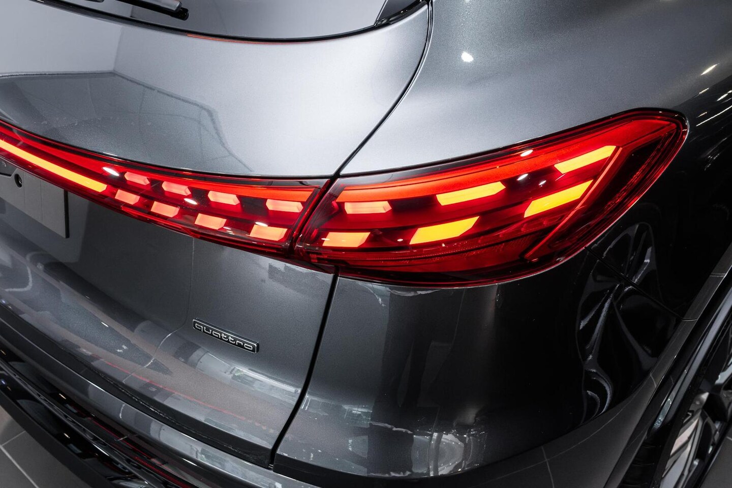Image about Audi Q5 SUV e-hybrid quattro S tronic